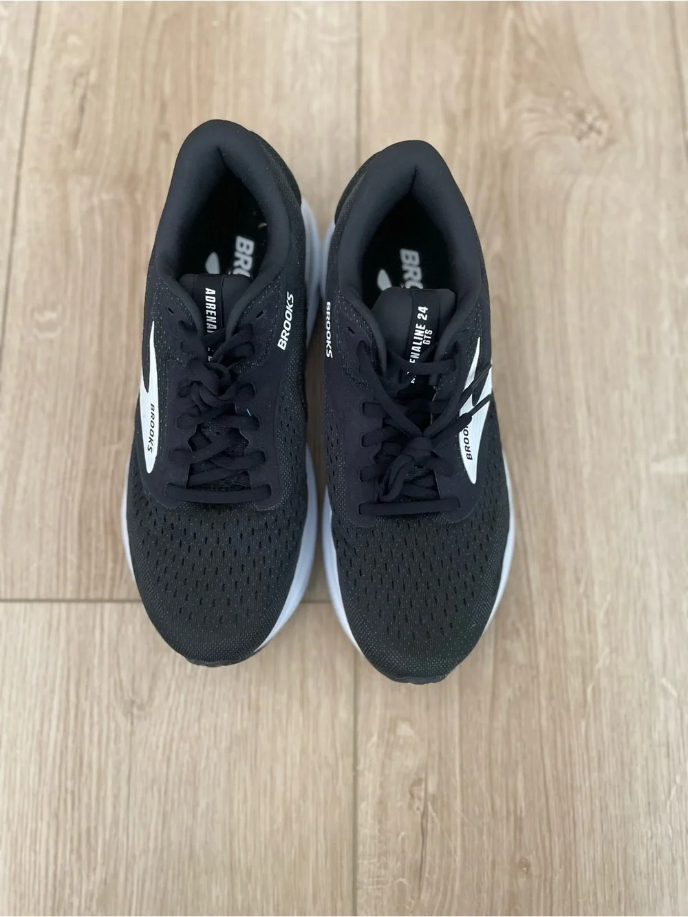 Brooks streamlined running